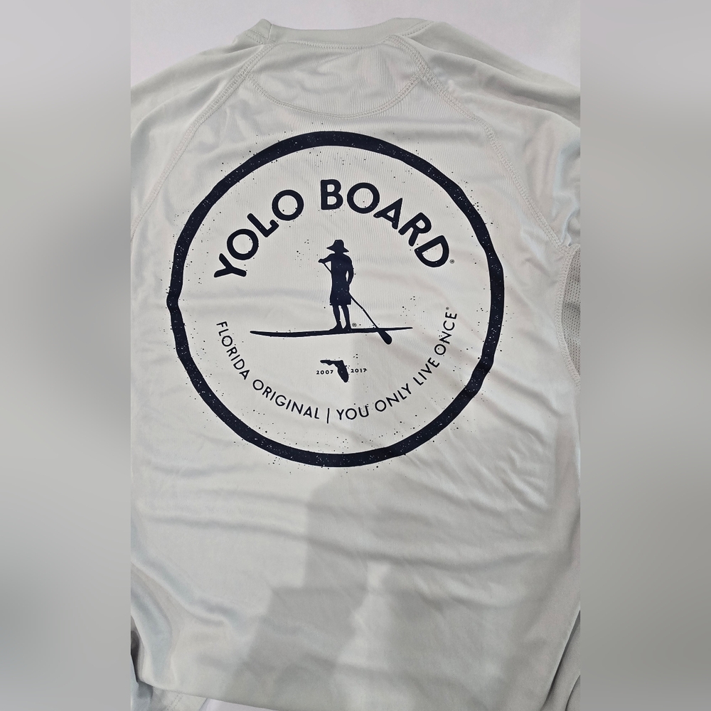 Women's light gray rashguard